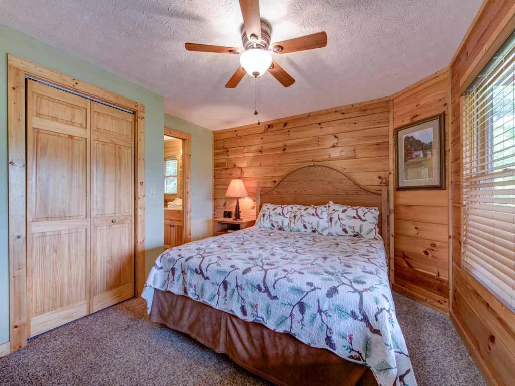 Highpoint Escape Villa Gatlinburg Bagian luar foto