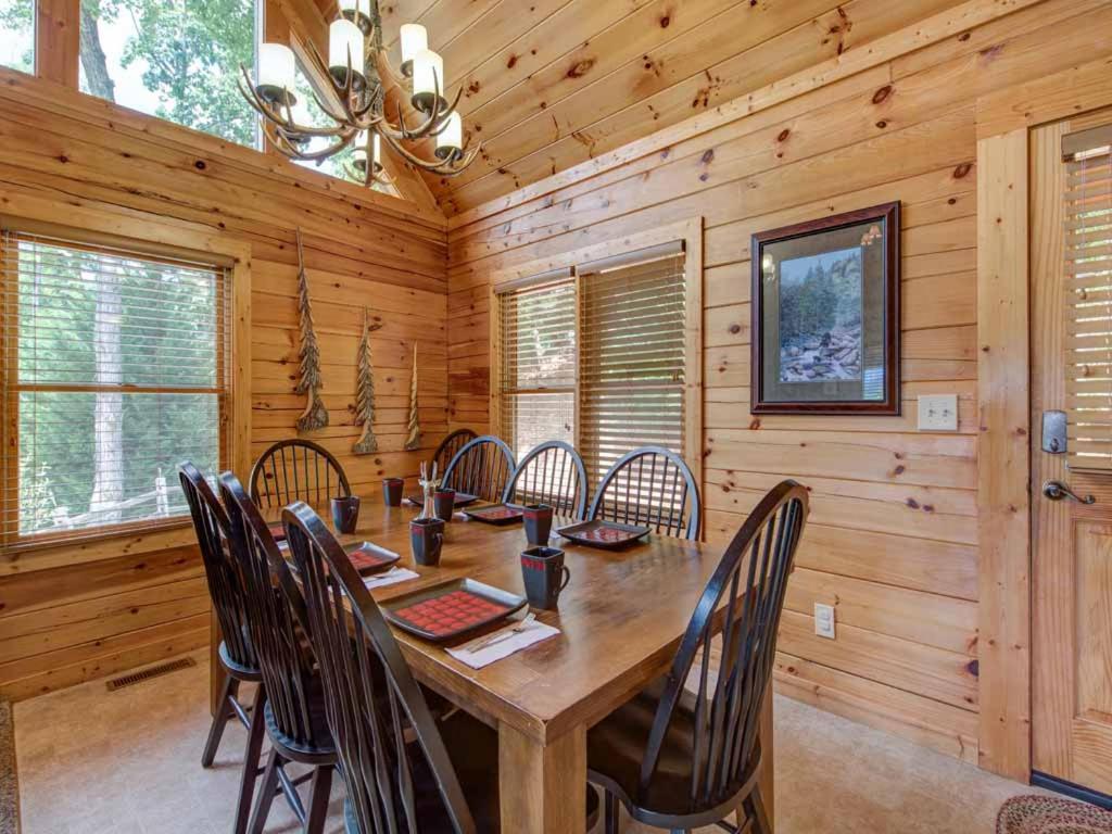 Highpoint Escape Villa Gatlinburg Bagian luar foto