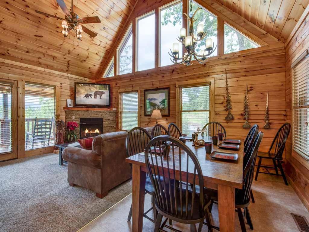 Highpoint Escape Villa Gatlinburg Bagian luar foto